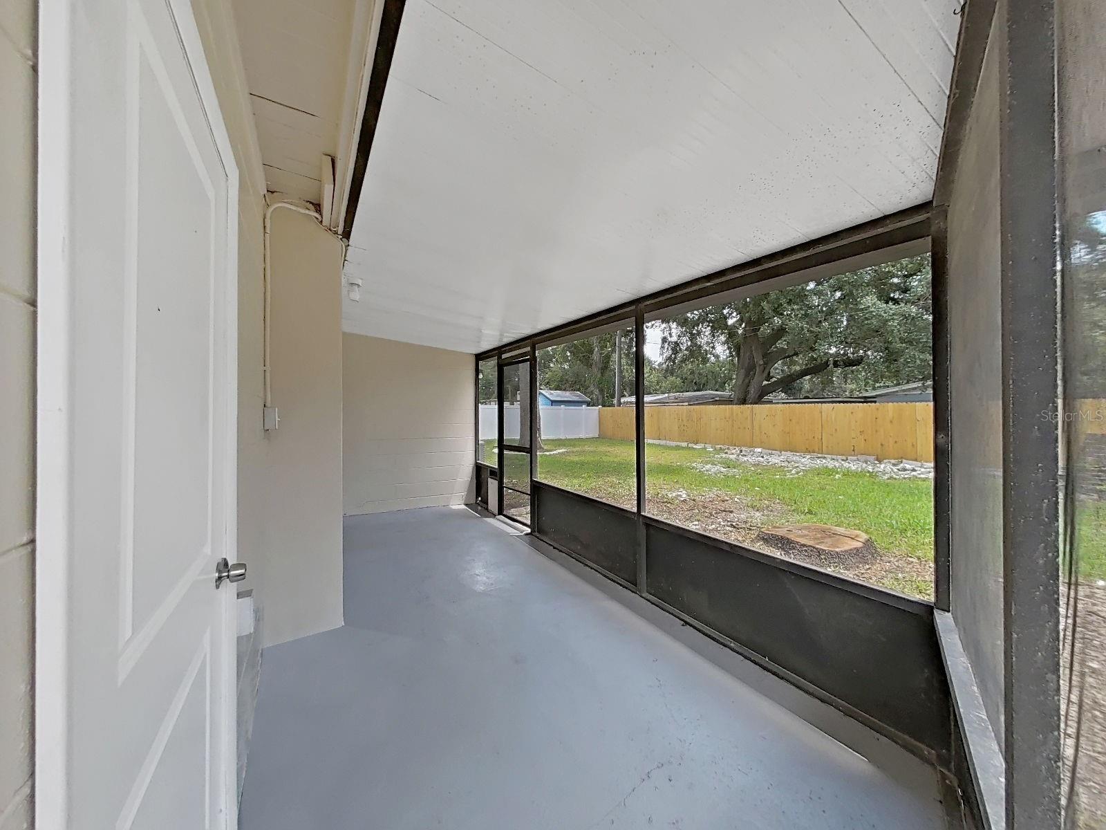4411 BASS ST — photo 40