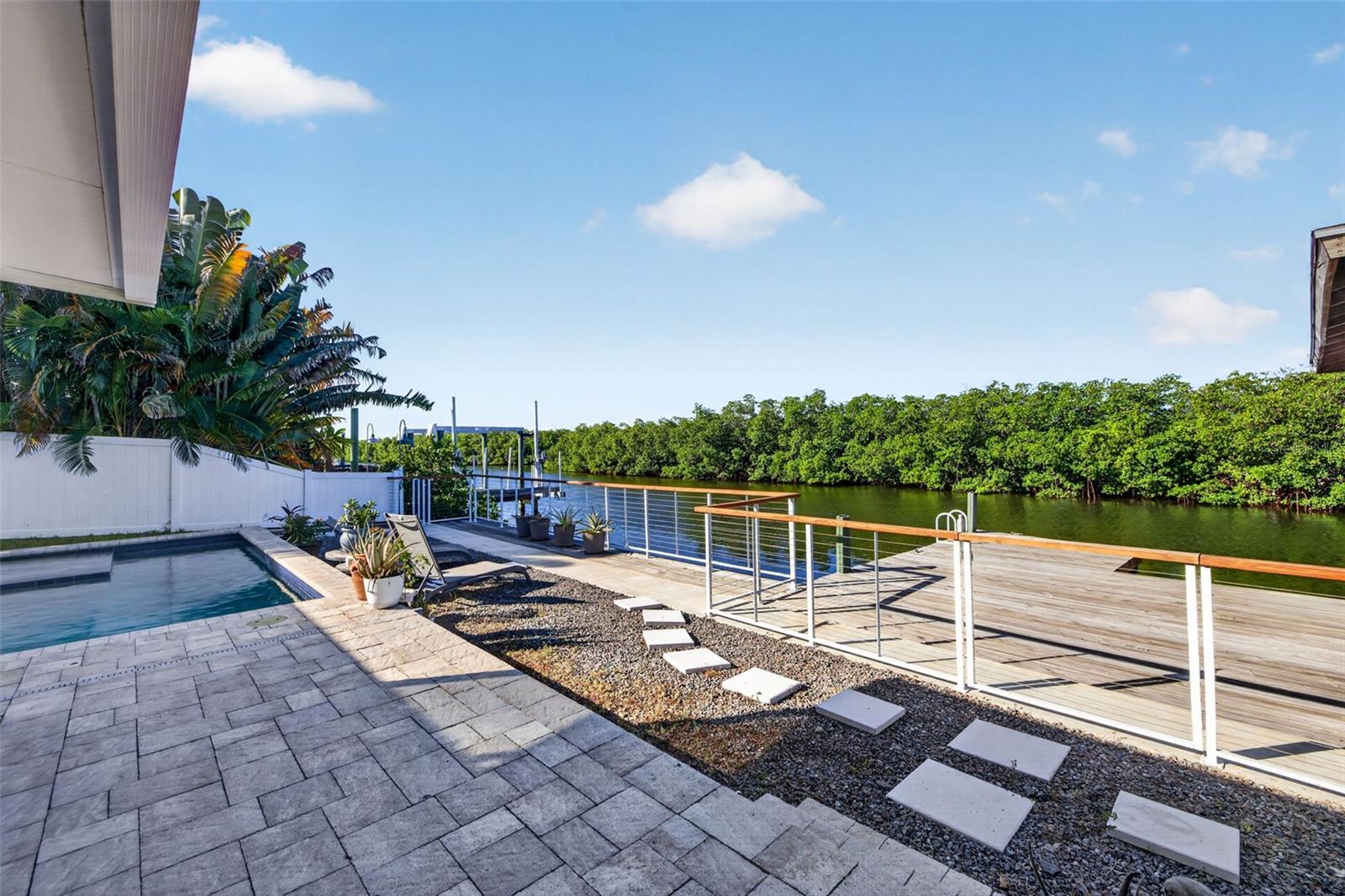4606 BAY CREST DR — photo 46