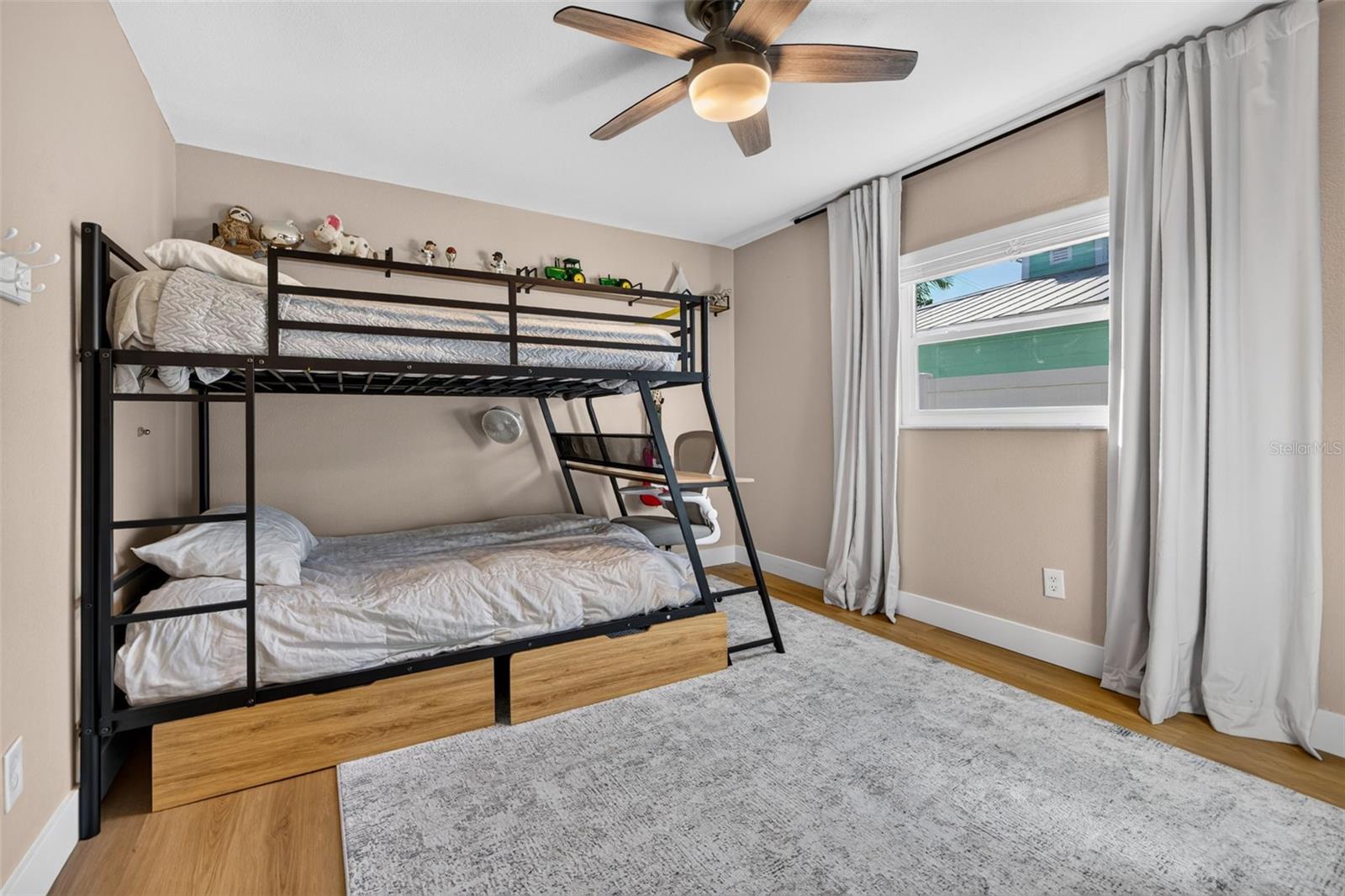 4606 BAY CREST DR — photo 32