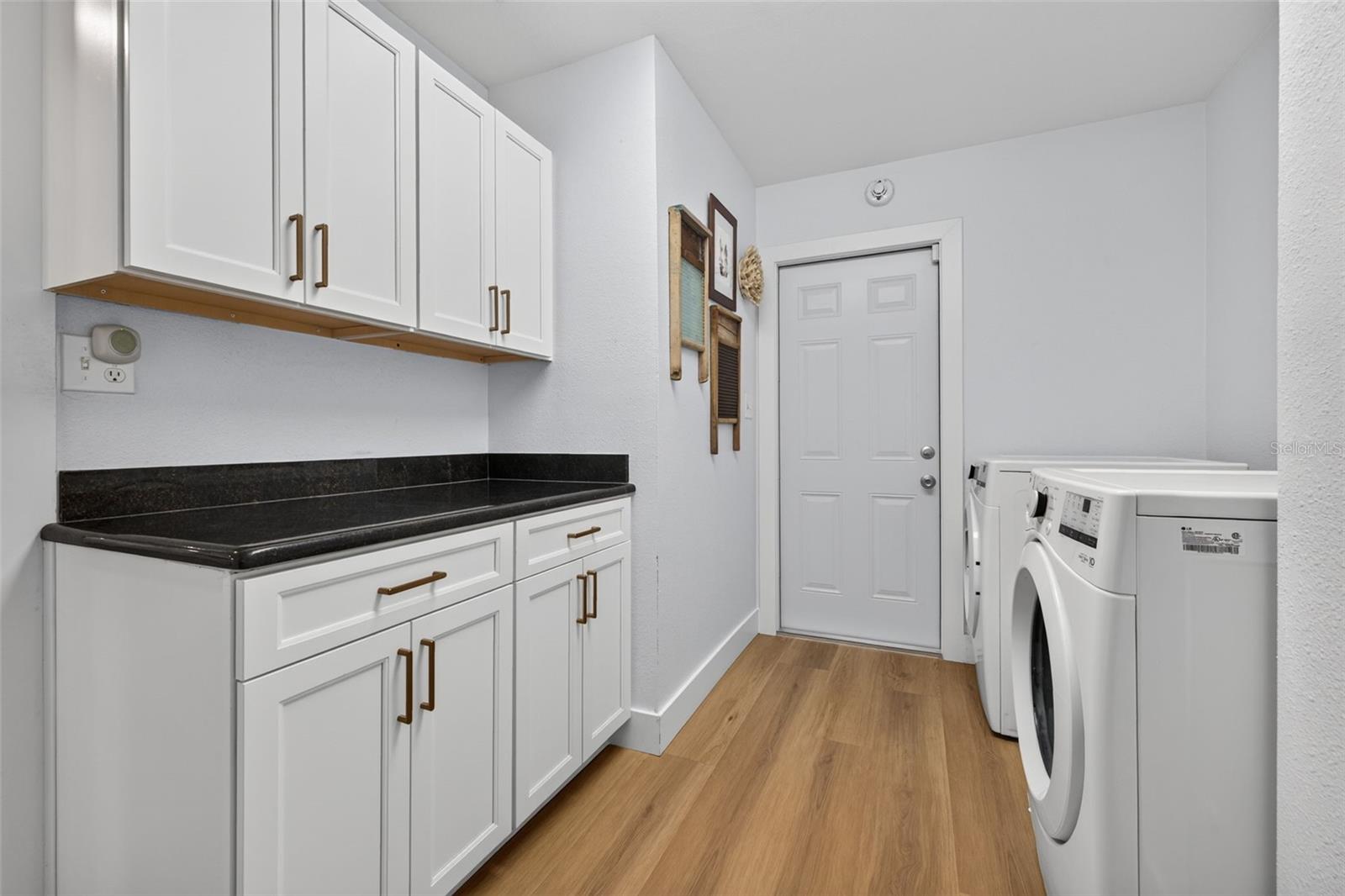 4606 BAY CREST DR — photo 38