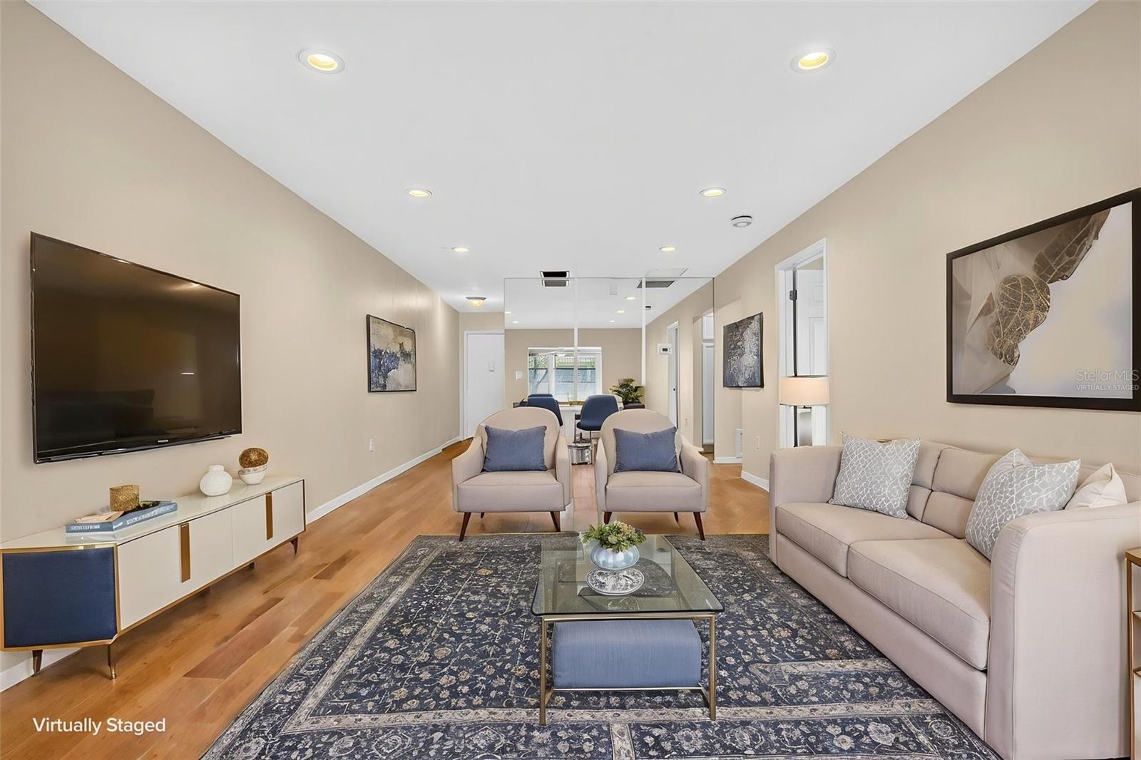 390 301 BLVD W #10C — photo 4