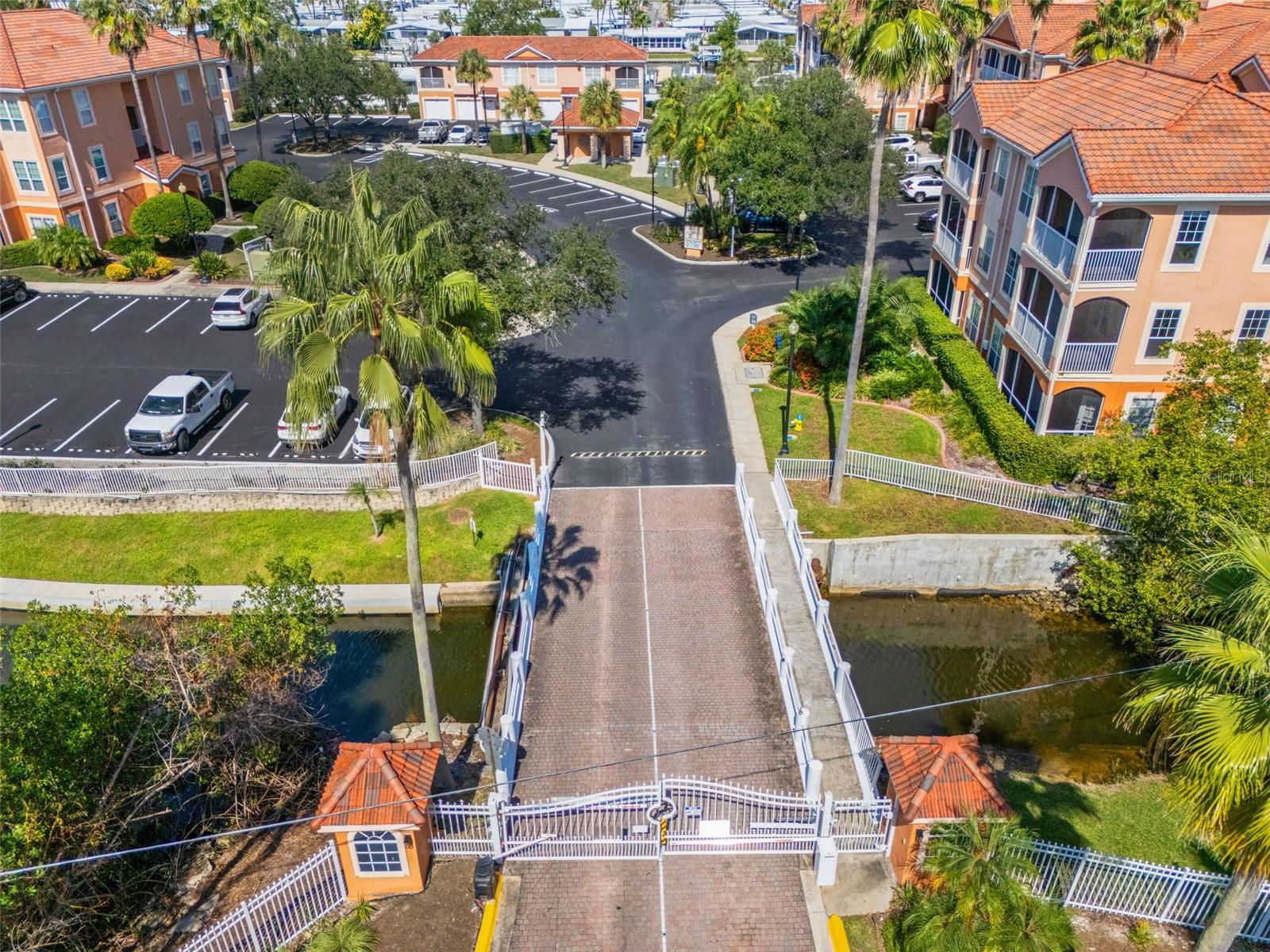 5000 CULBREATH KEY WAY #1-319 — photo 13