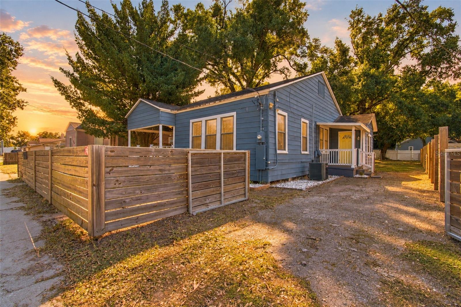 805 E OSBORNE AVE — photo 7