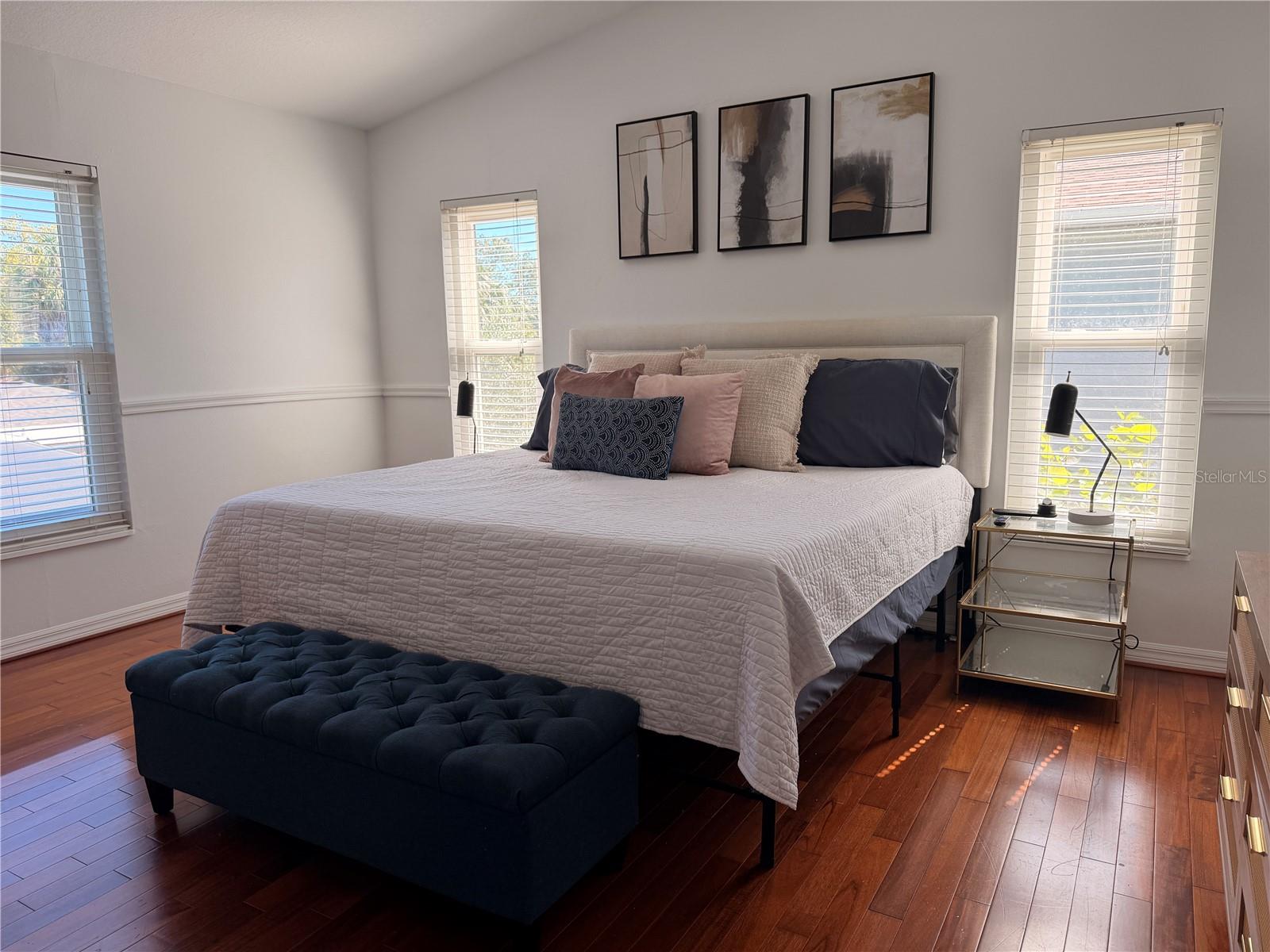 7306 S MASCOTTE ST — photo 16