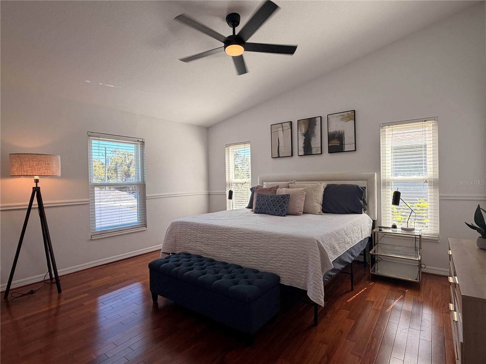 7306 S MASCOTTE ST — photo 17