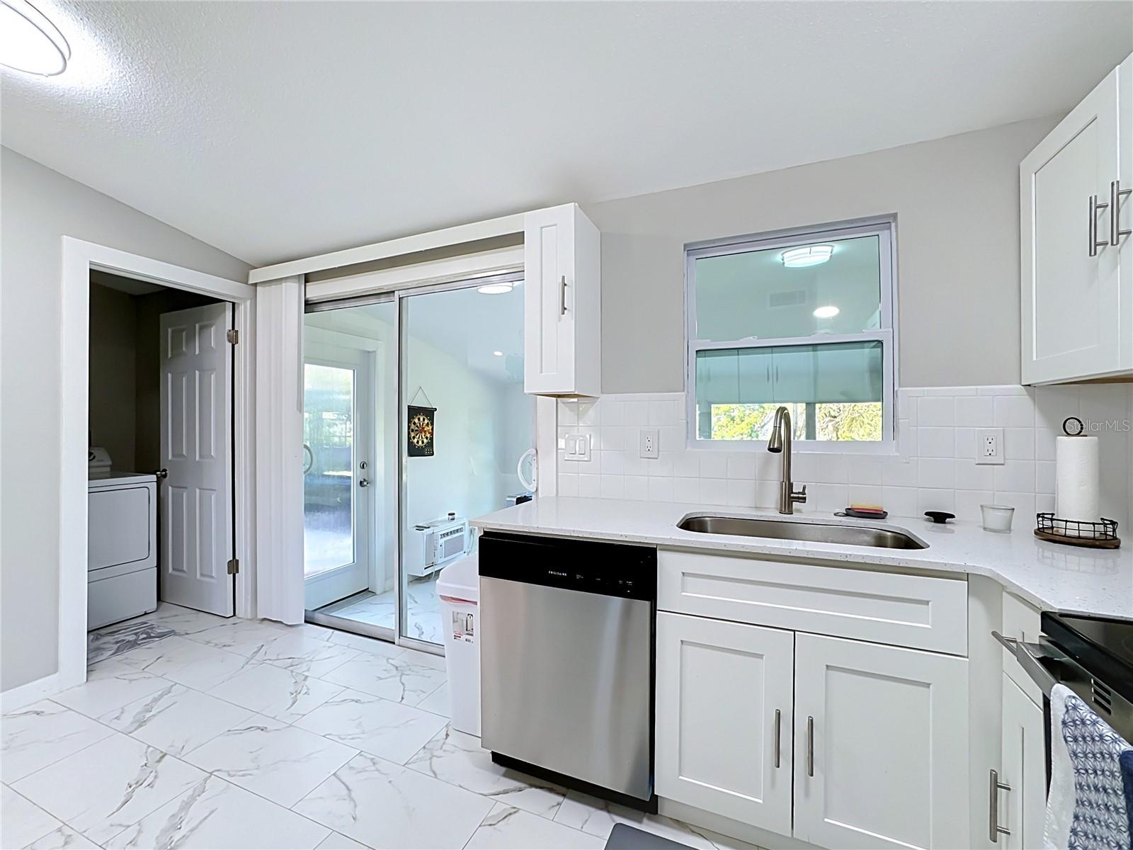 6363 TALBOT ST — photo 11
