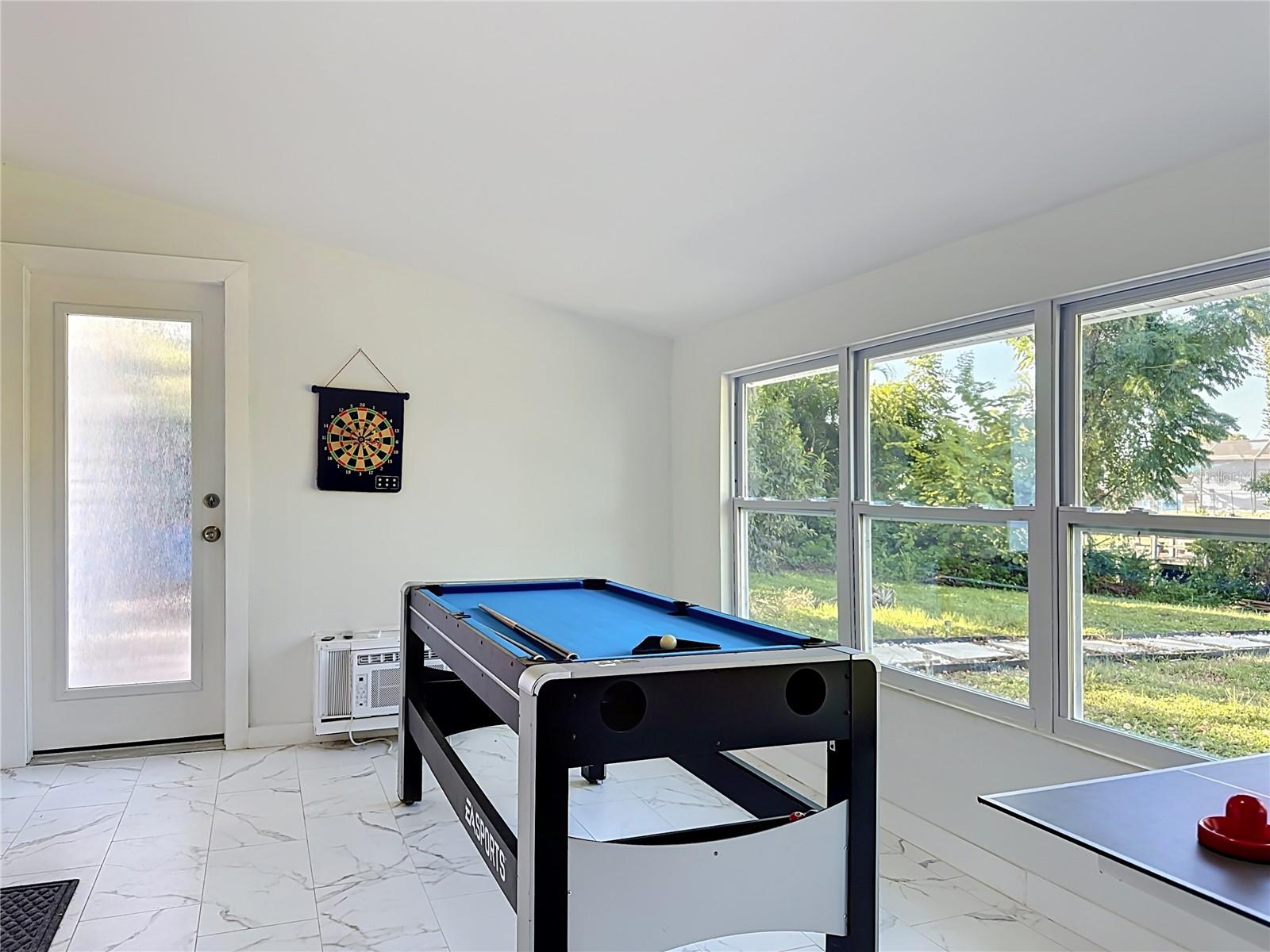 6363 TALBOT ST — photo 24