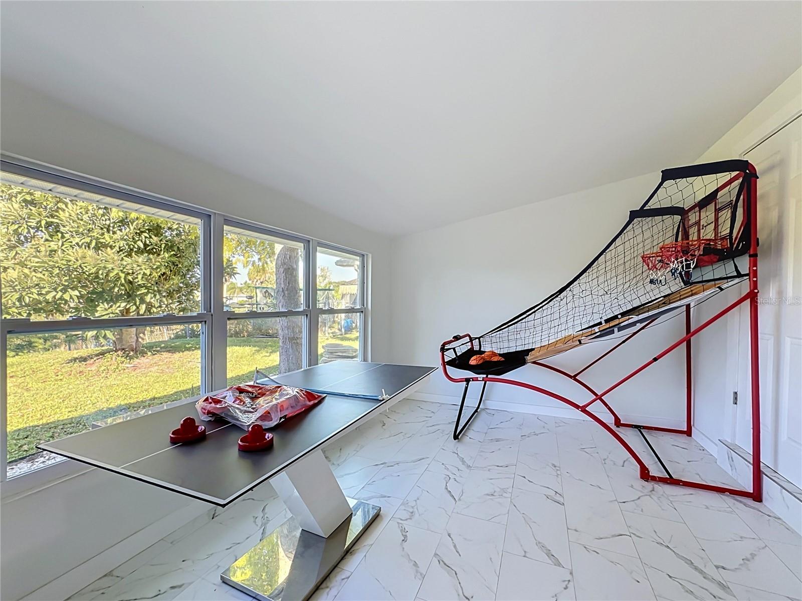 6363 TALBOT ST — photo 32