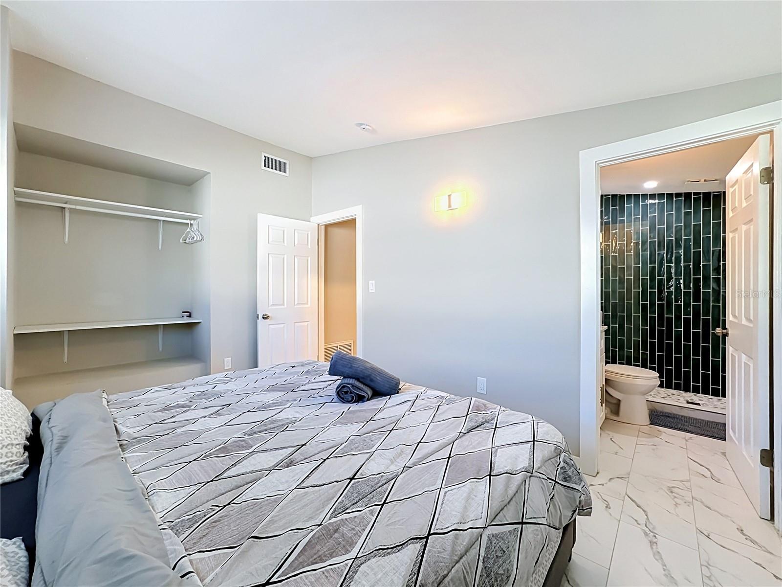 6363 TALBOT ST — photo 14