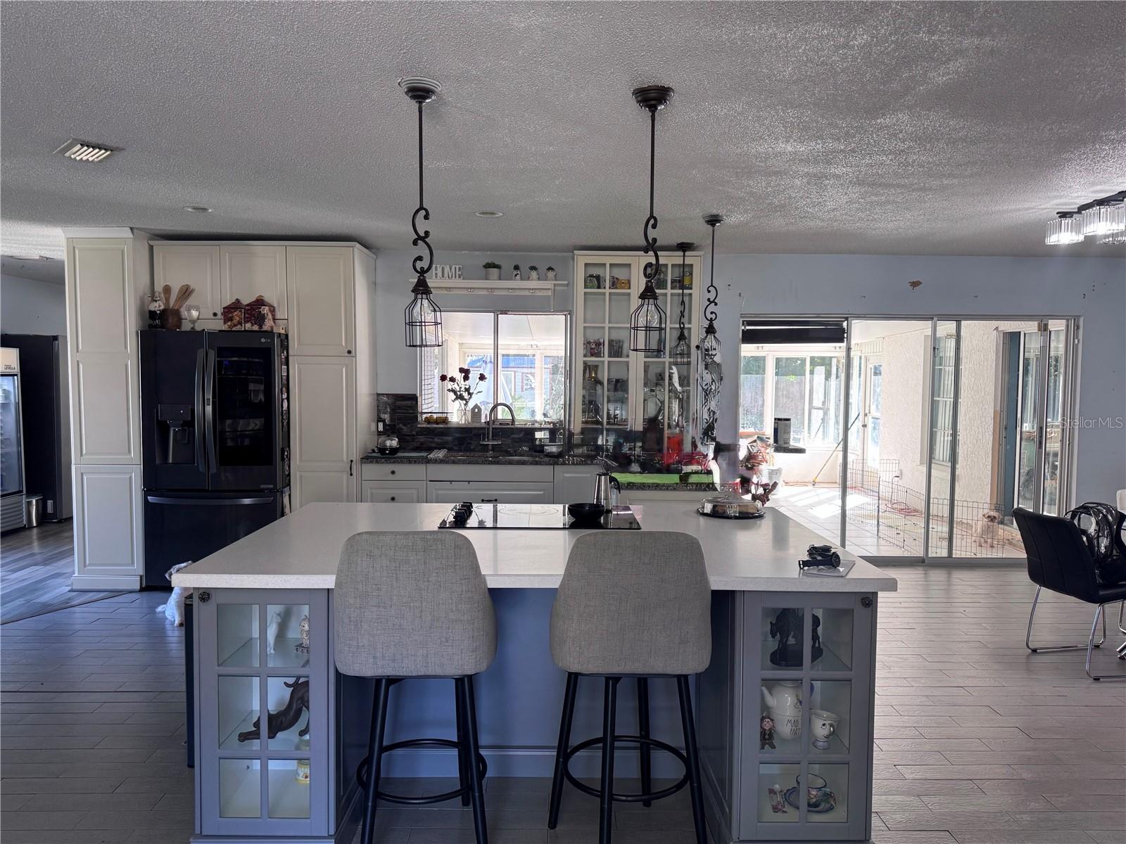 8205 N FREMONT AVE — photo 4