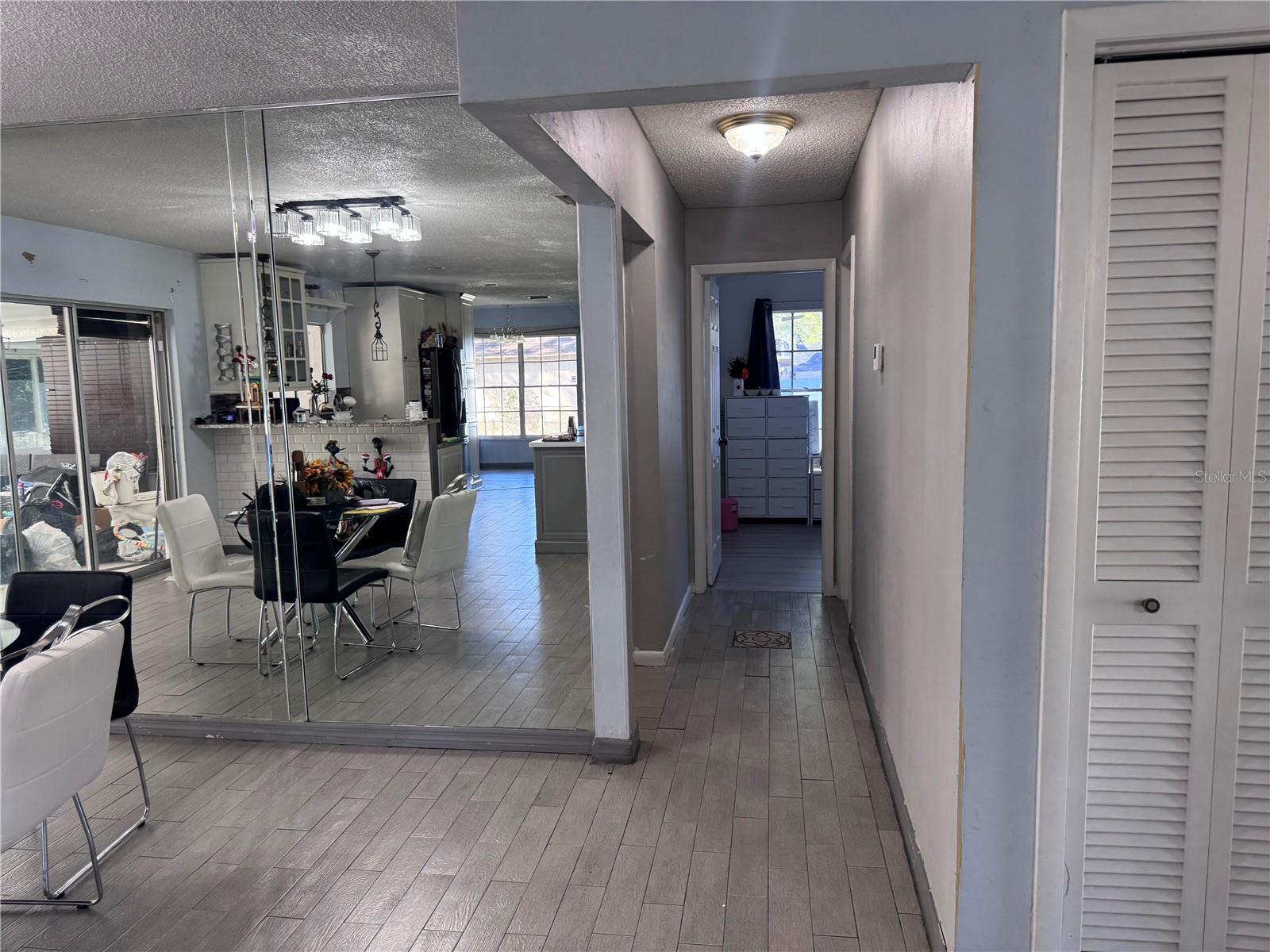 8205 N FREMONT AVE — photo 6
