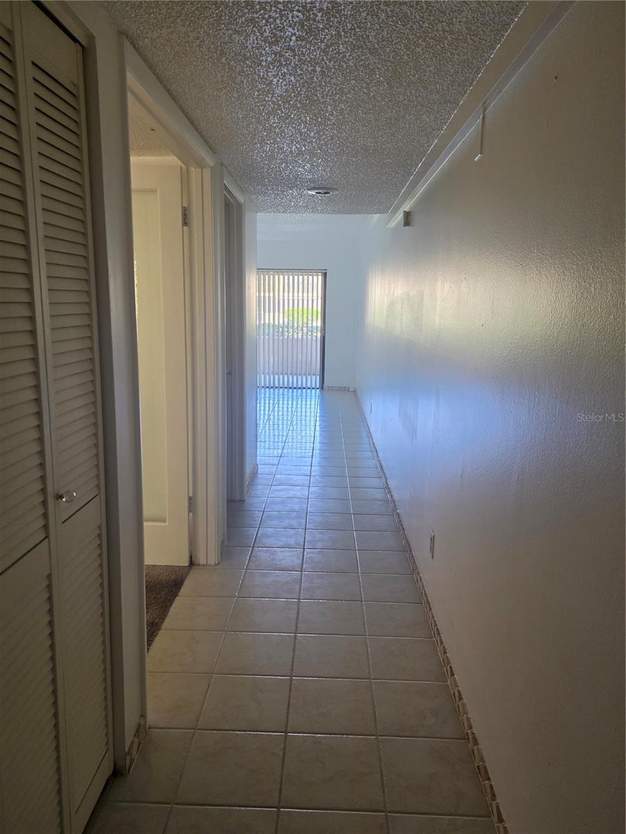 4981 PURITAN CIR #504 — photo 3