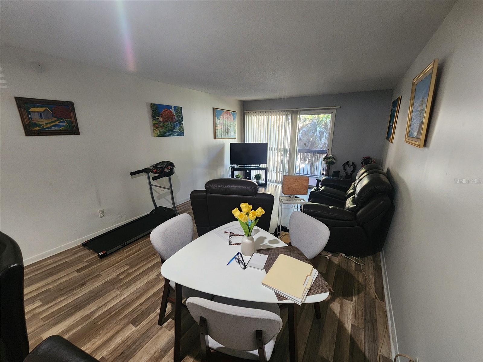 6308 NEWTOWN CIR #B2 — photo 10