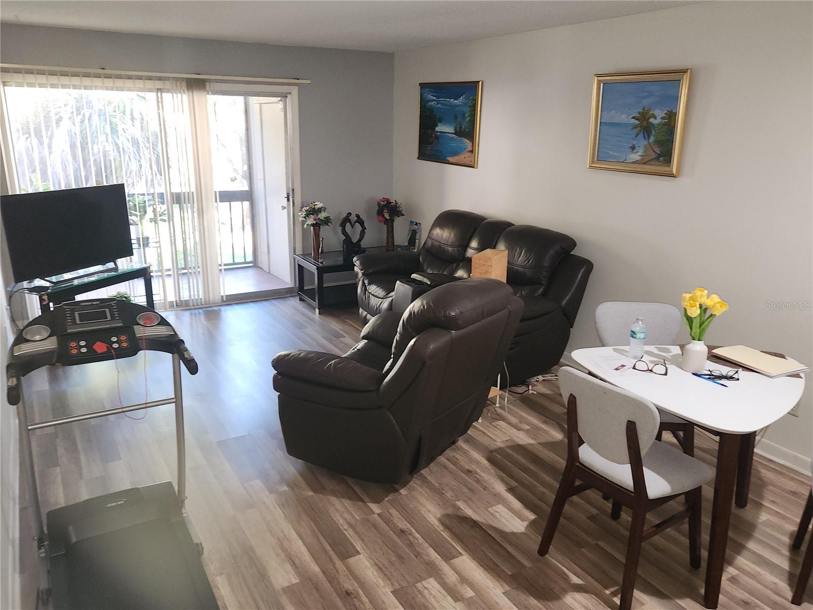 6308 NEWTOWN CIR #B2 — photo 8