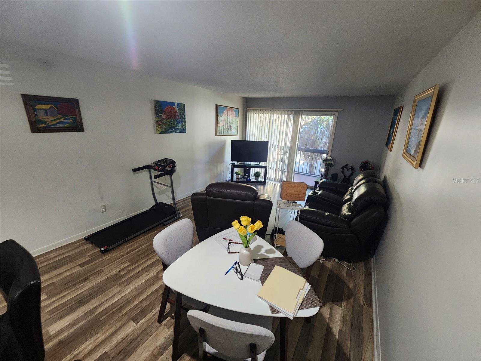 6308 NEWTOWN CIR #B2 — photo 11