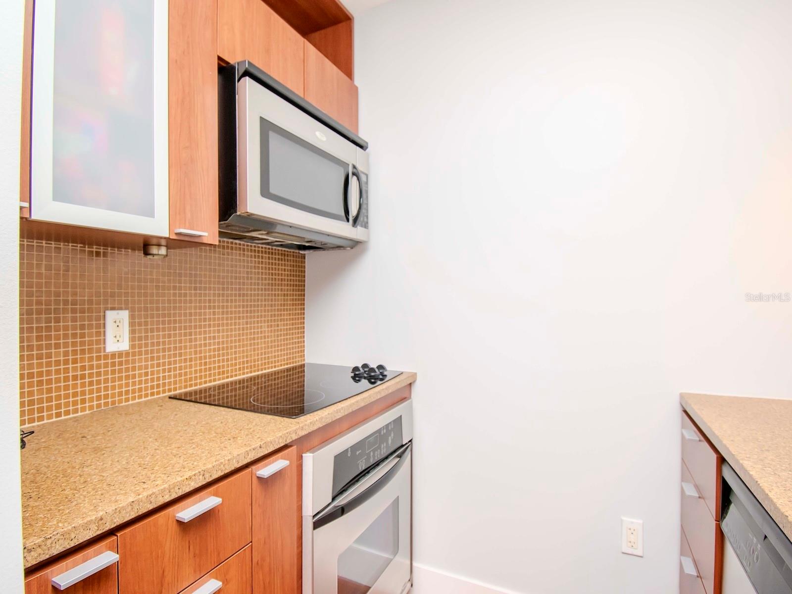 111 N 12TH ST #1509 — photo 8