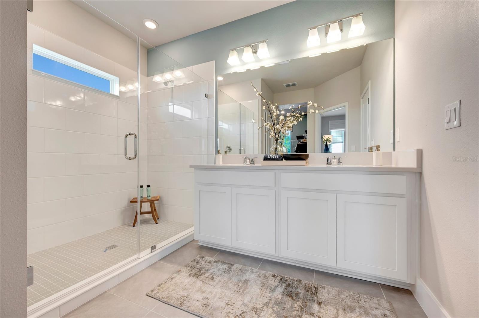 3551 CASPIAN CHERVIL ST — photo 11