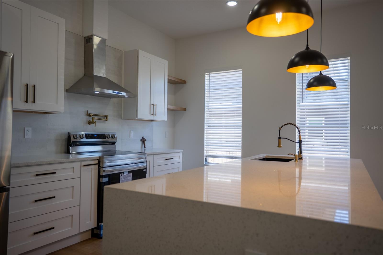 1209 E 18TH AVE — photo 16