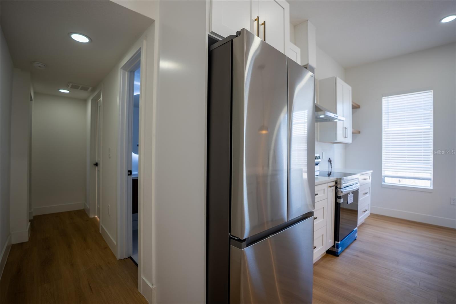 1209 E 18TH AVE — photo 35