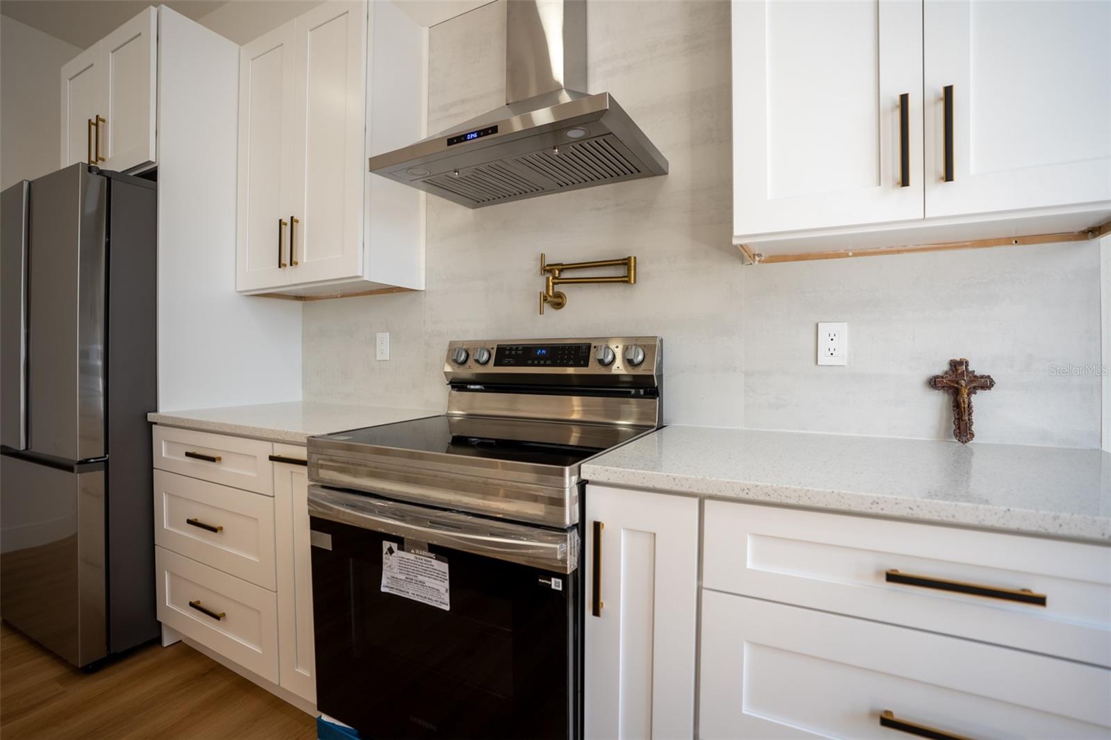 1209 E 18TH AVE — photo 7