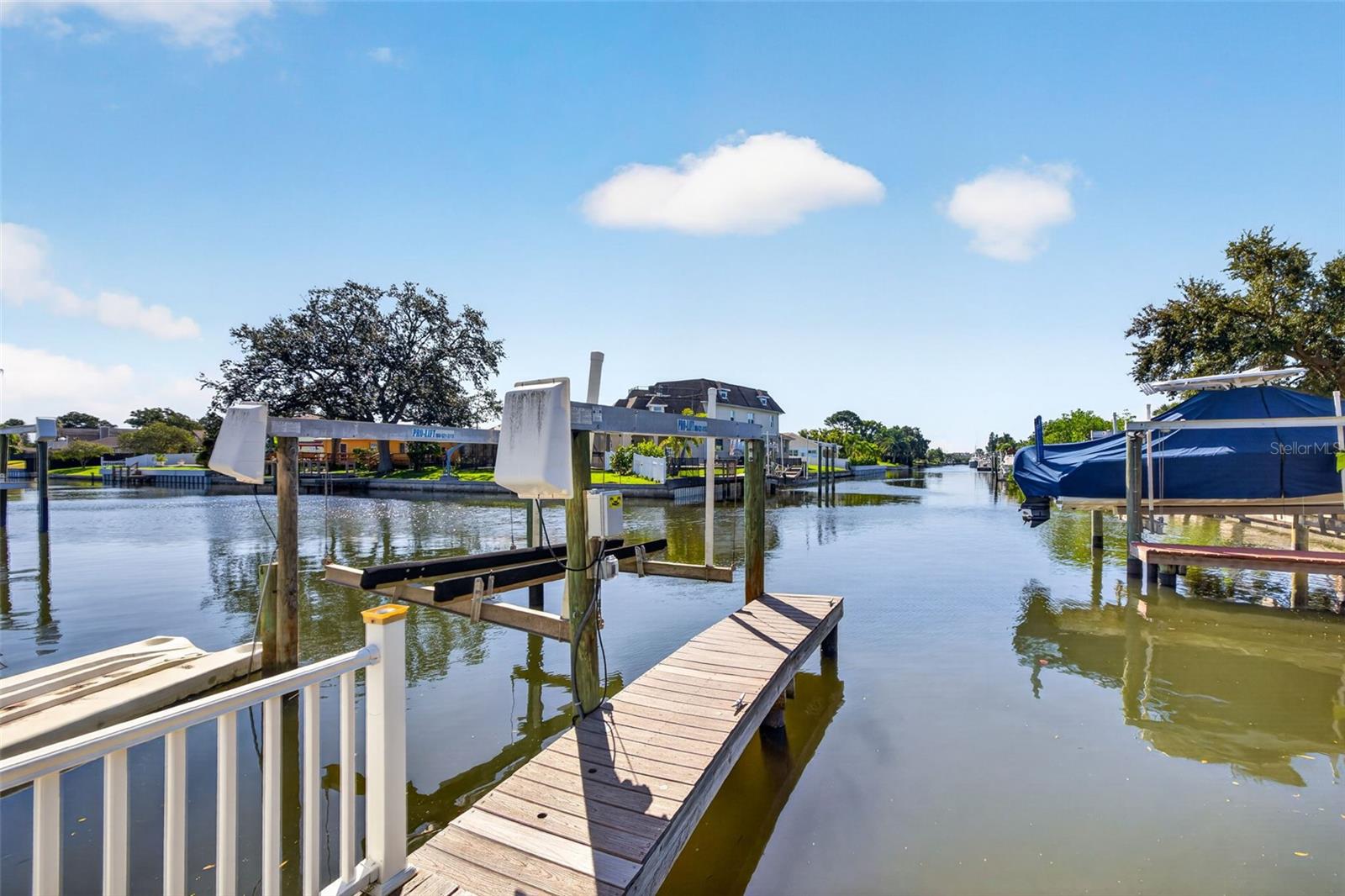 4643 BAY CREST DR — photo 41