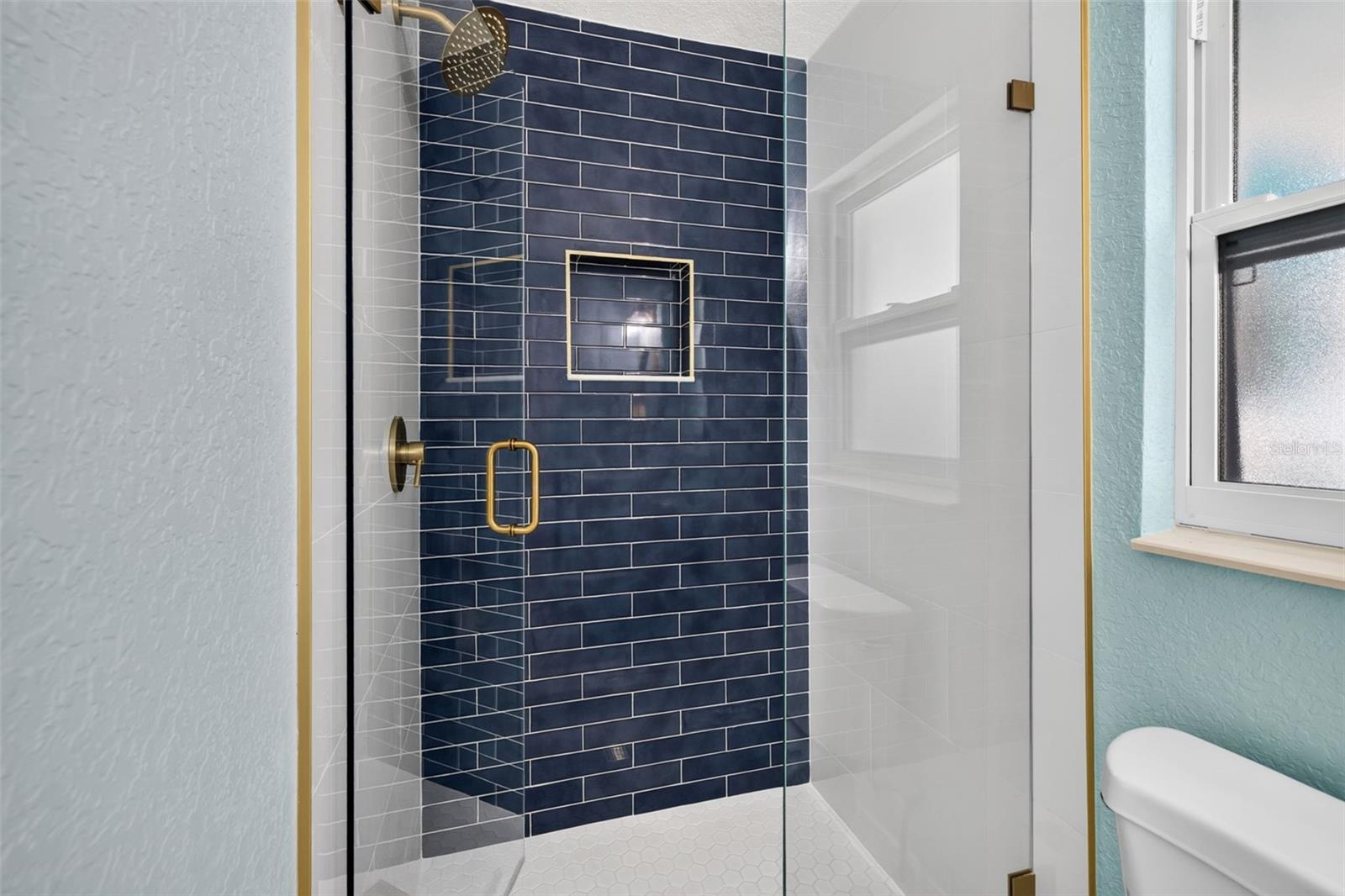 4643 BAY CREST DR — photo 23