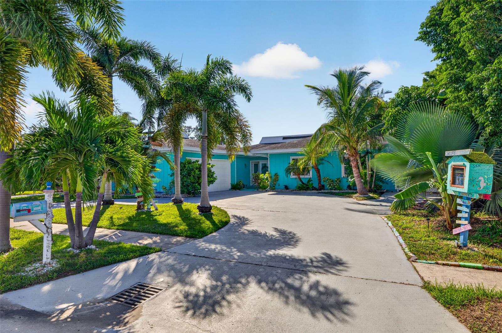 4643 BAY CREST DR — photo 2