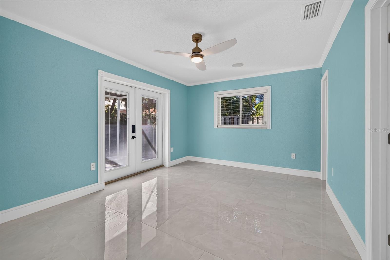 4643 BAY CREST DR — photo 7