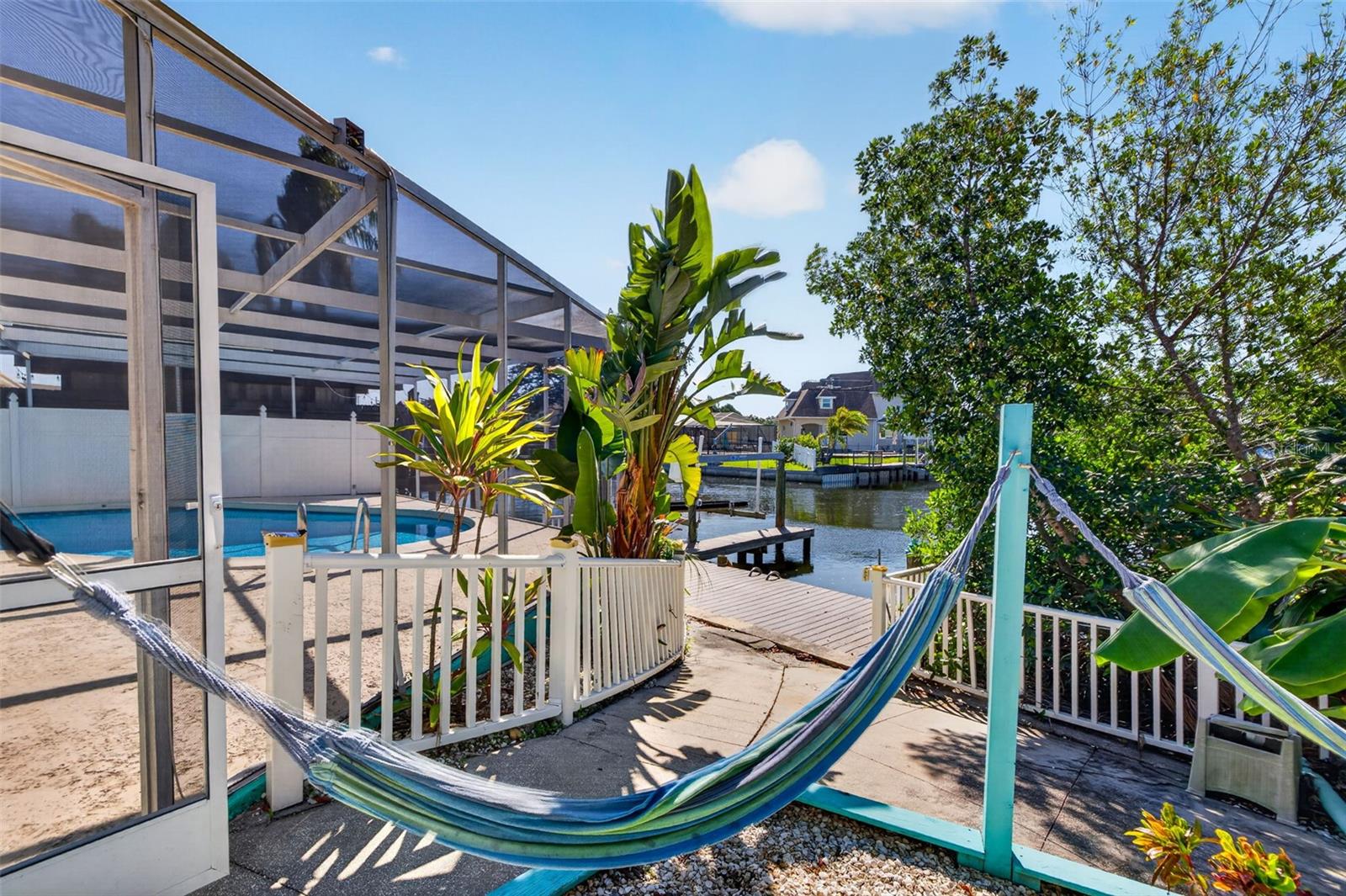 4643 BAY CREST DR — photo 40