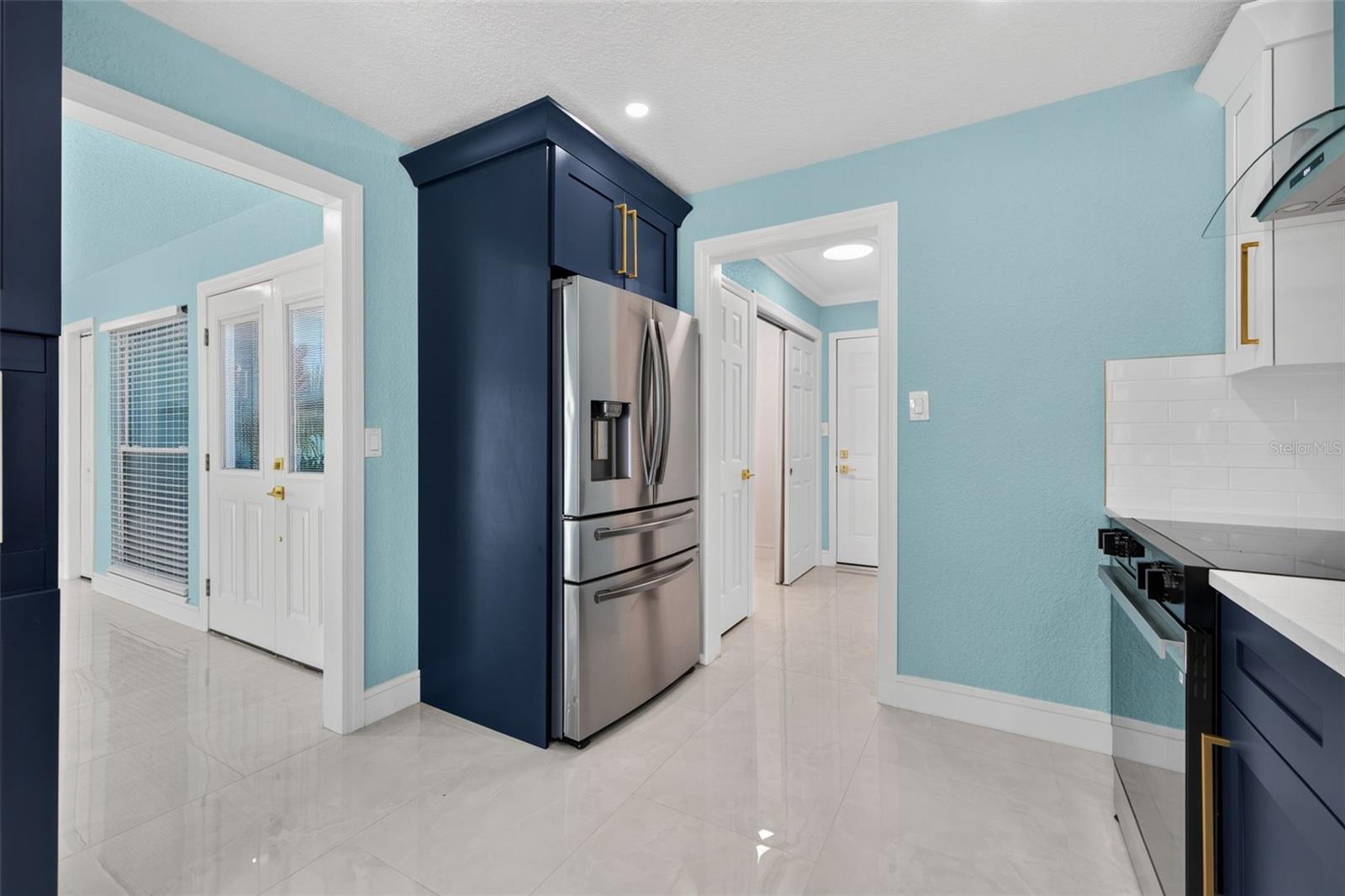 4643 BAY CREST DR — photo 21