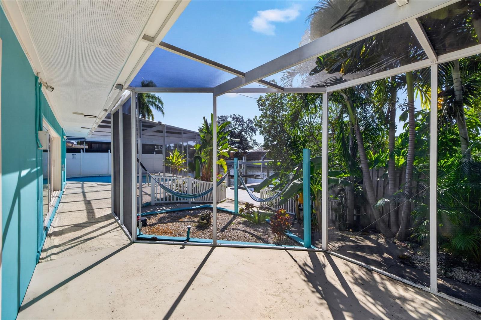 4643 BAY CREST DR — photo 34