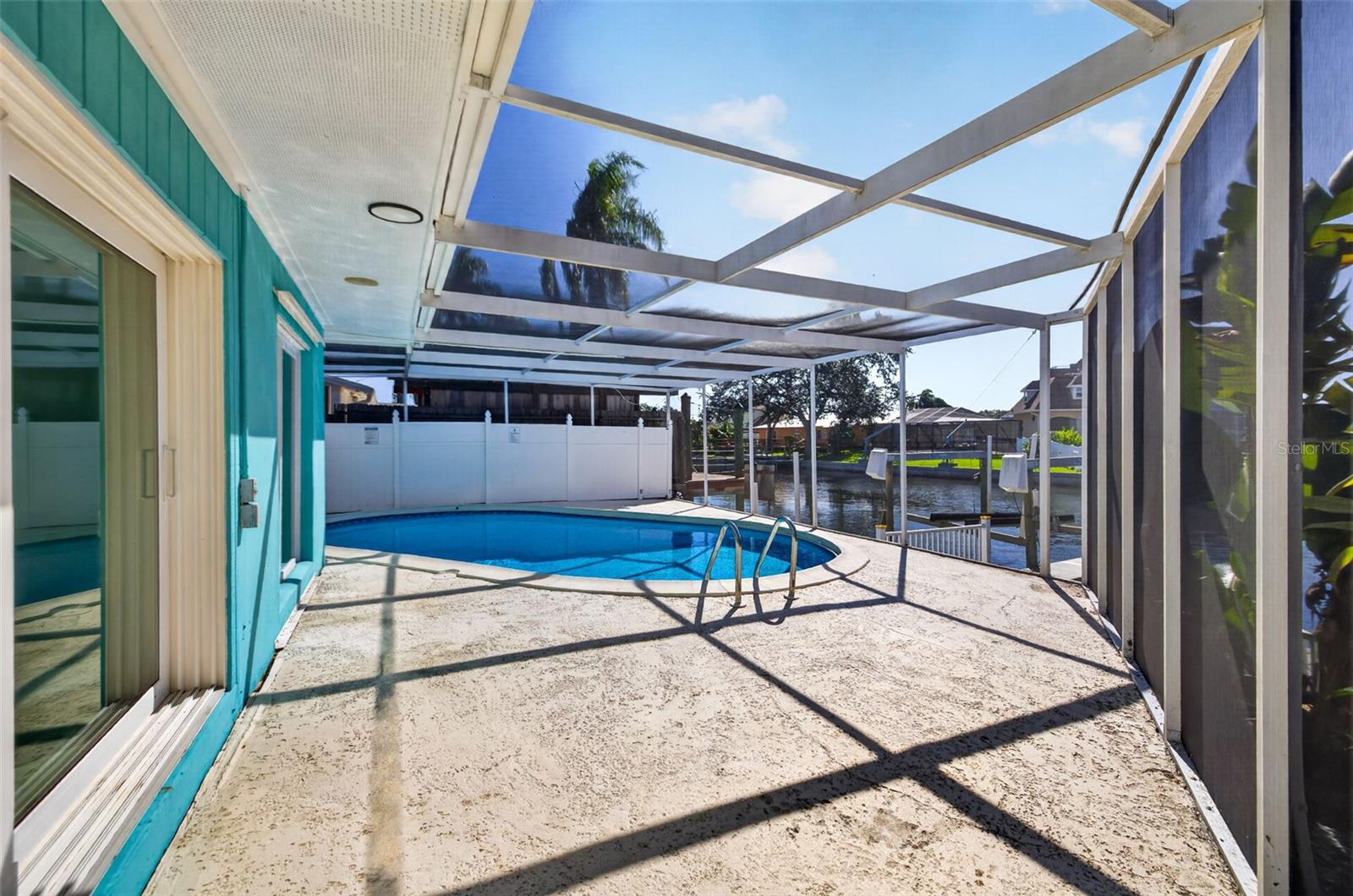 4643 BAY CREST DR — photo 35