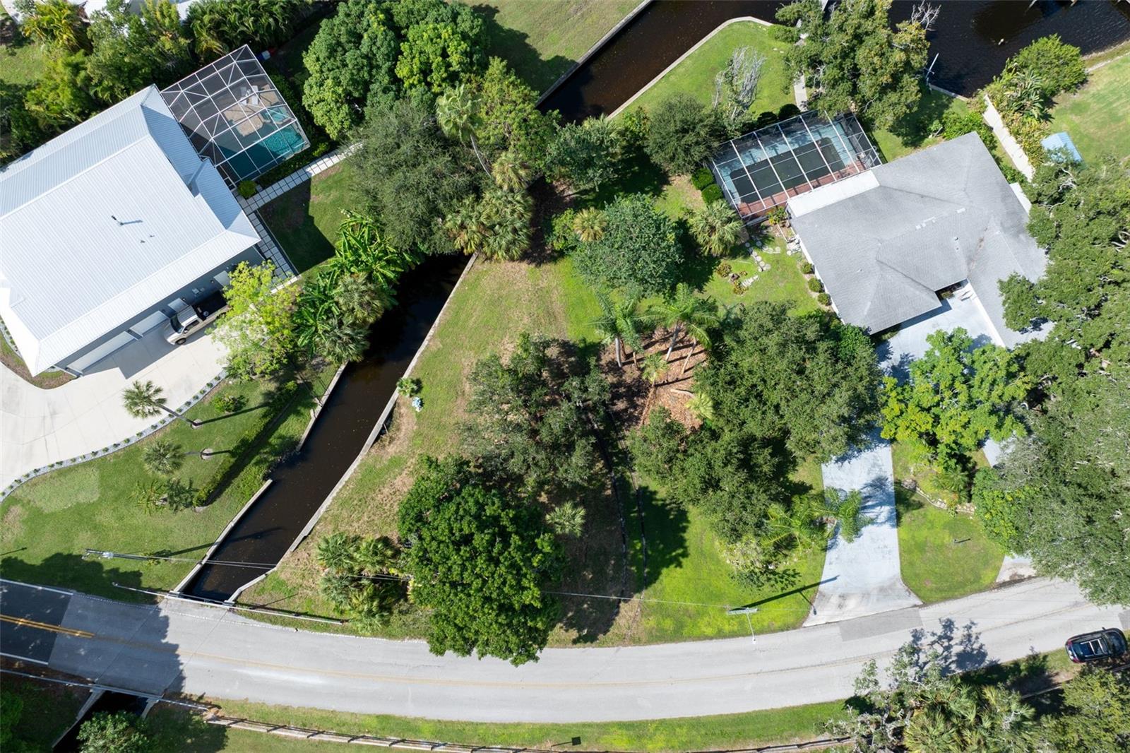 423 MAGELLAN DR — photo 8