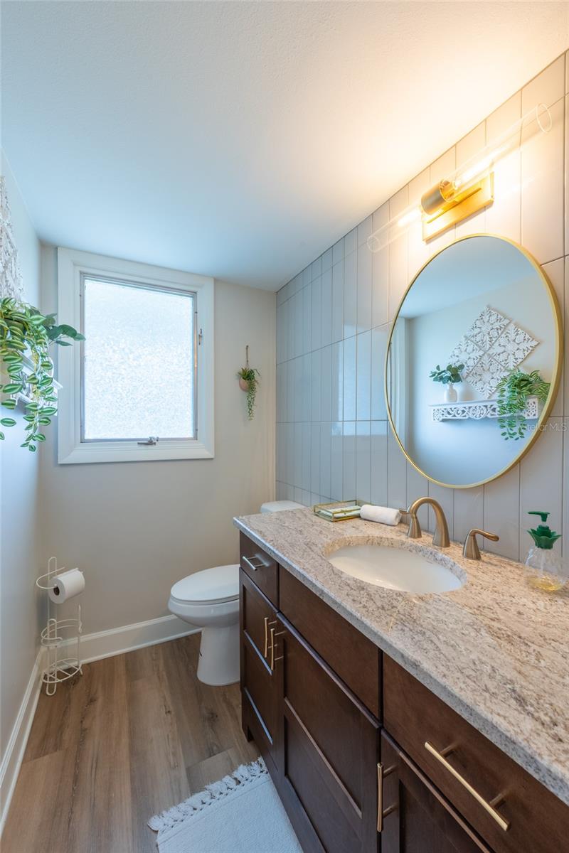 5005 CANTERBURY DR — photo 8