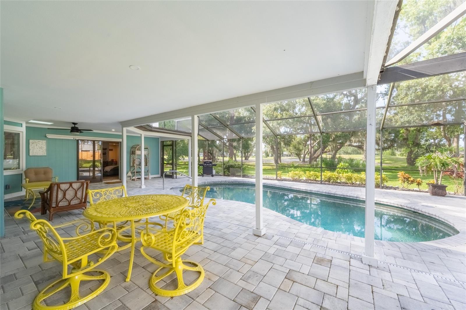 5005 CANTERBURY DR — photo 59