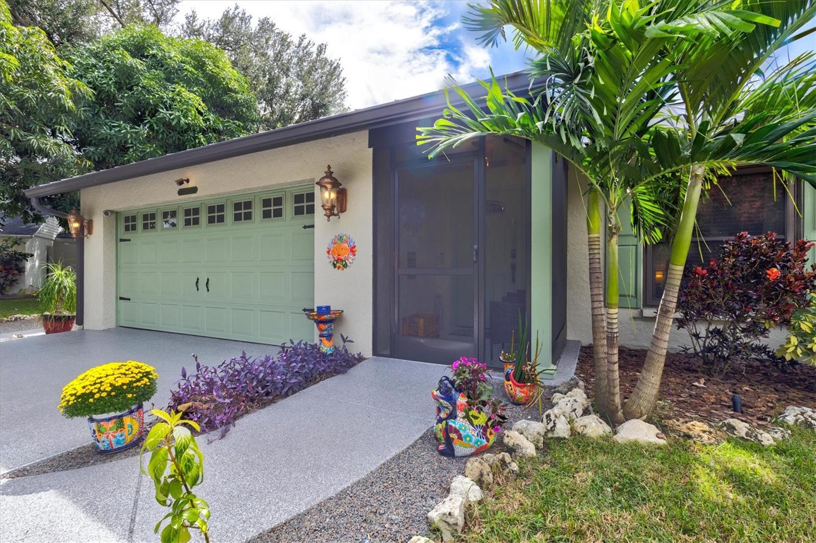 4250 KING RICHARD LN — photo 9