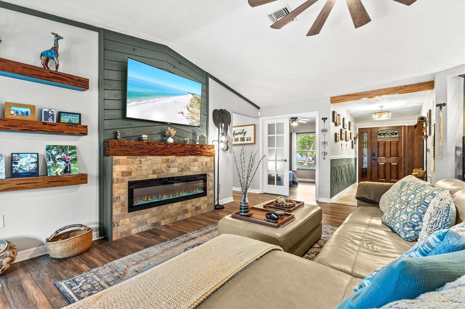 4250 KING RICHARD LN — photo 18