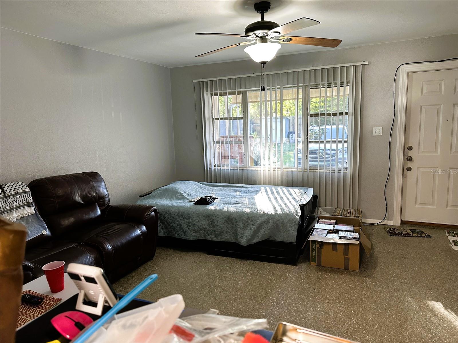 4617 N CLARK AVE — photo 17
