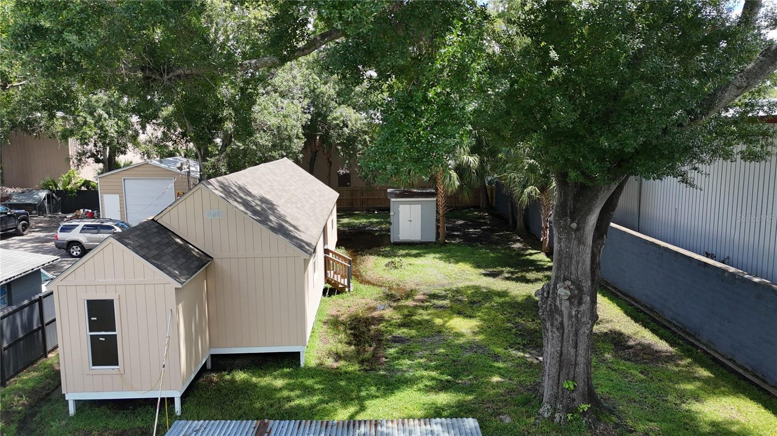 4617 N CLARK AVE — photo 10