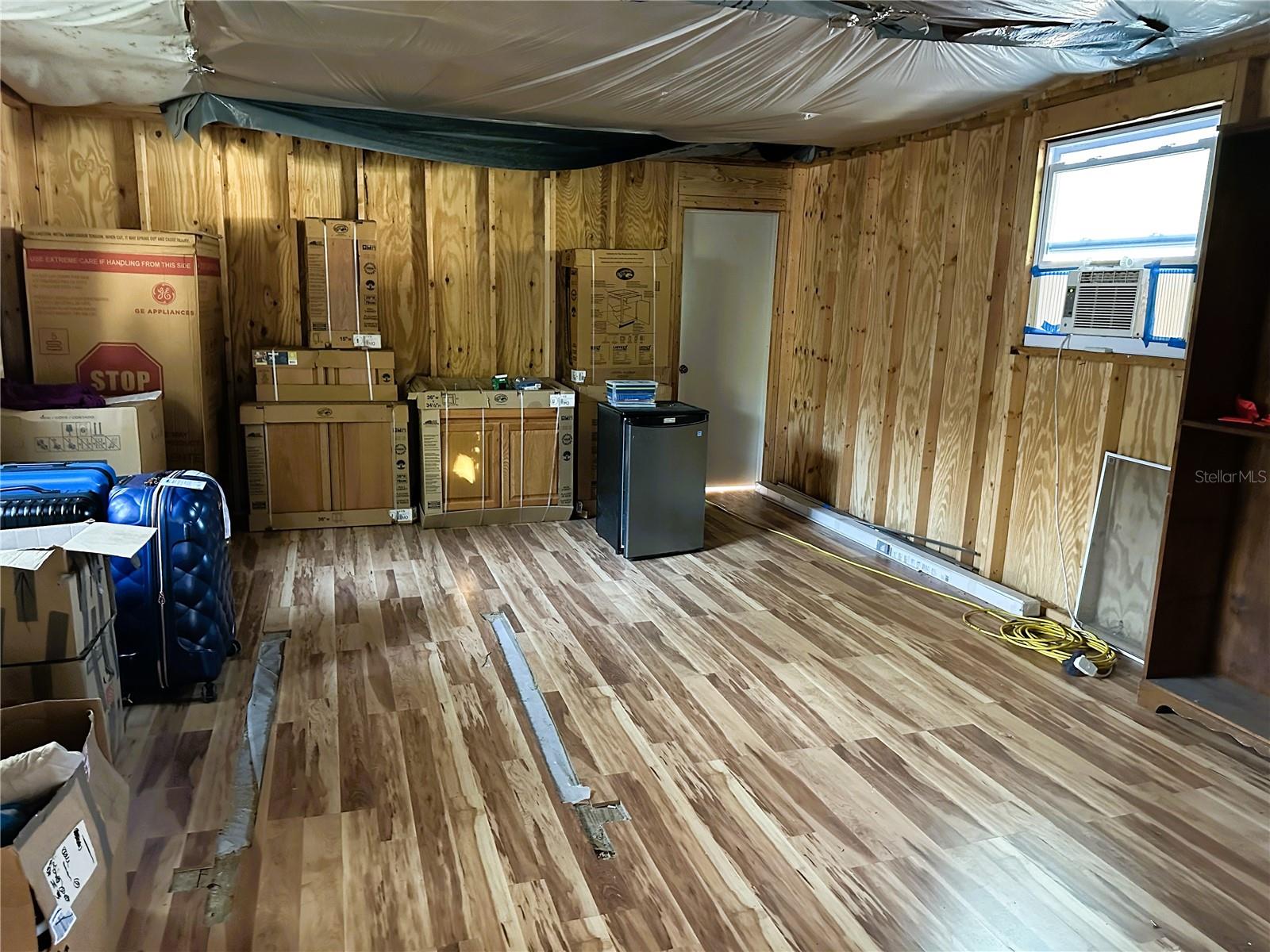 4617 N CLARK AVE — photo 30