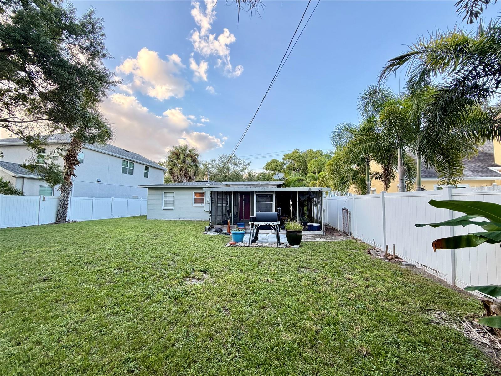 3914 W KENSINGTON AVE — photo 2