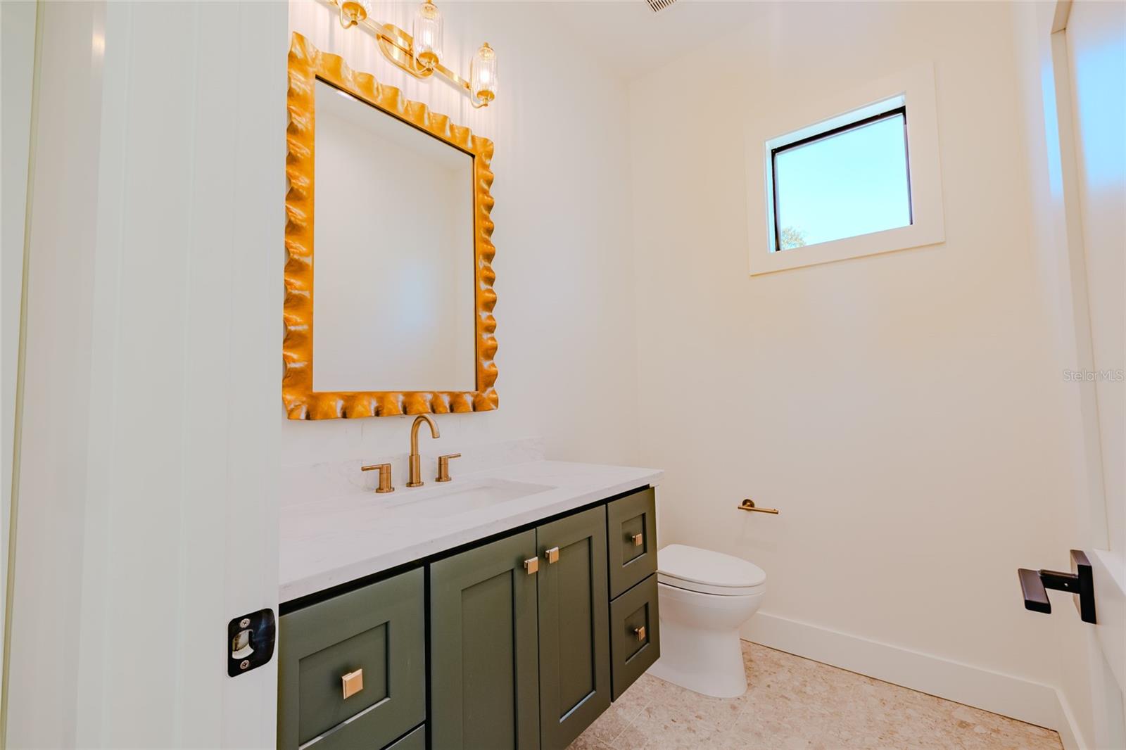 306 N EXCELDA AVE — photo 5