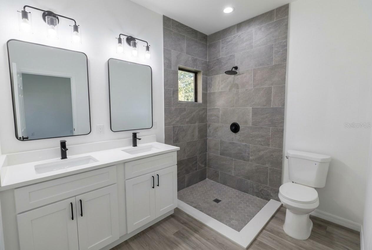 6531 DALEWOOD CIR — photo 8