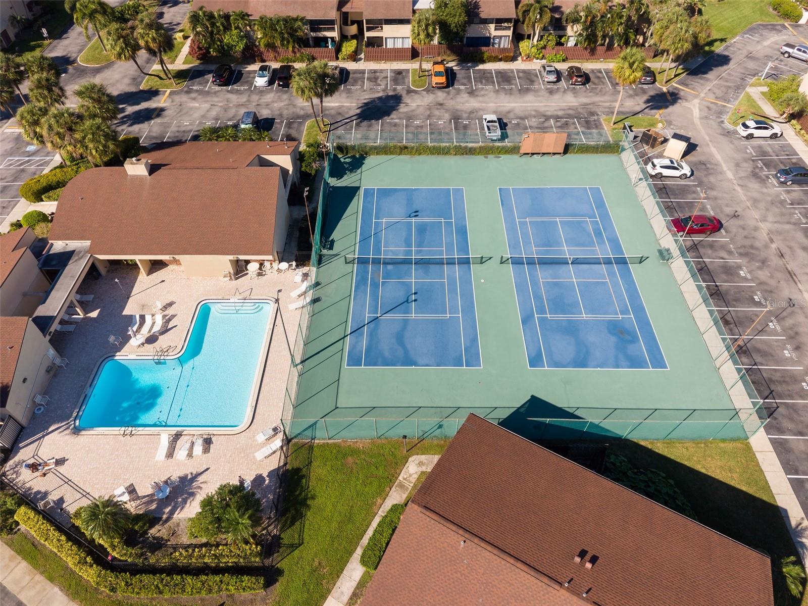 860 S VILLAGE DR N #105 — photo 41