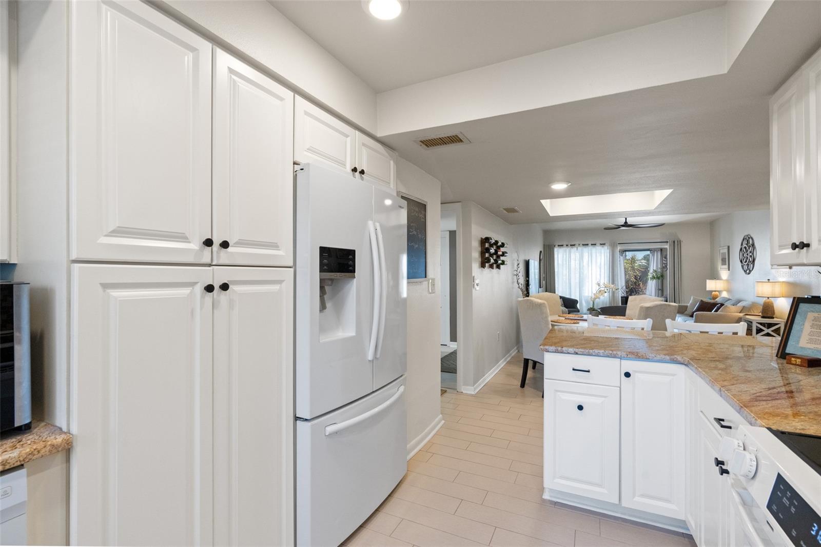 860 S VILLAGE DR N #105 — photo 10
