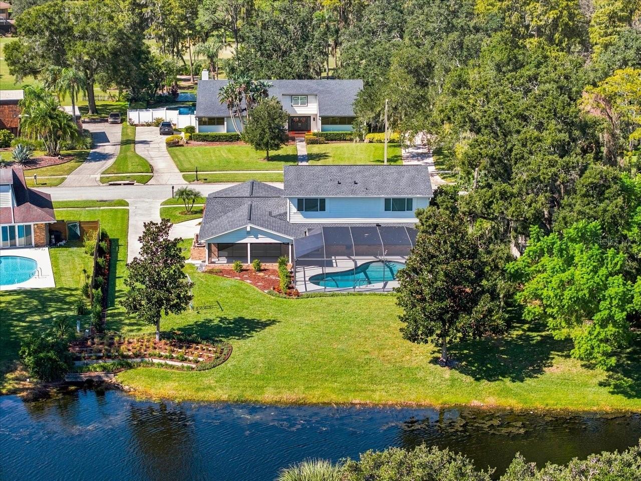 4110 CARROLLWOOD VILLAGE DR — photo 49
