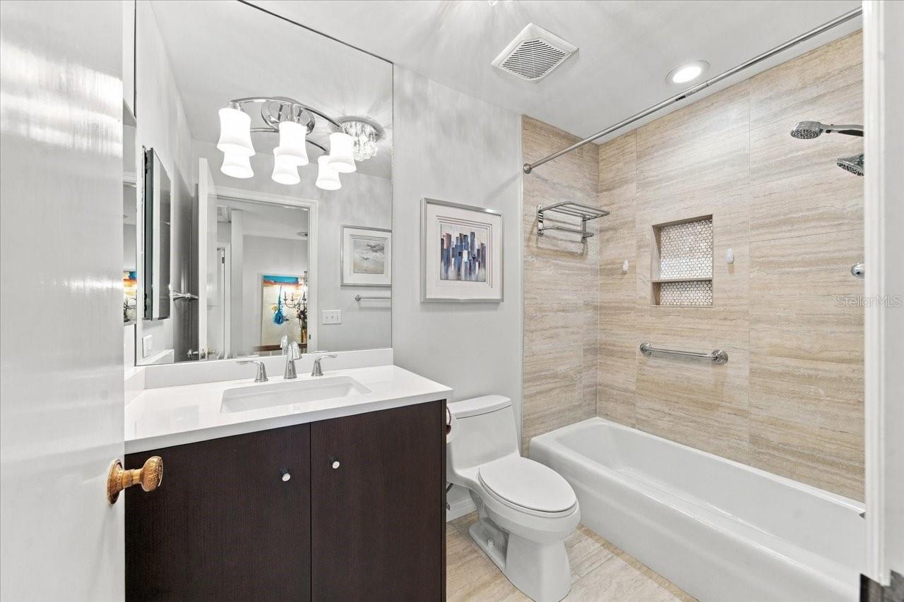 4110 CARROLLWOOD VILLAGE DR — photo 41