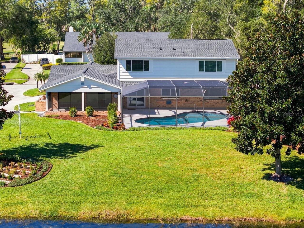 4110 CARROLLWOOD VILLAGE DR — photo 52