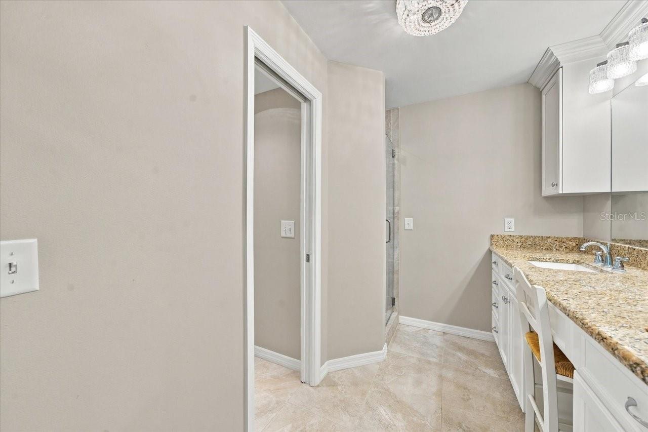 4110 CARROLLWOOD VILLAGE DR — photo 34