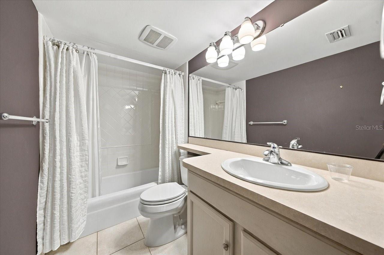 4110 CARROLLWOOD VILLAGE DR — photo 39